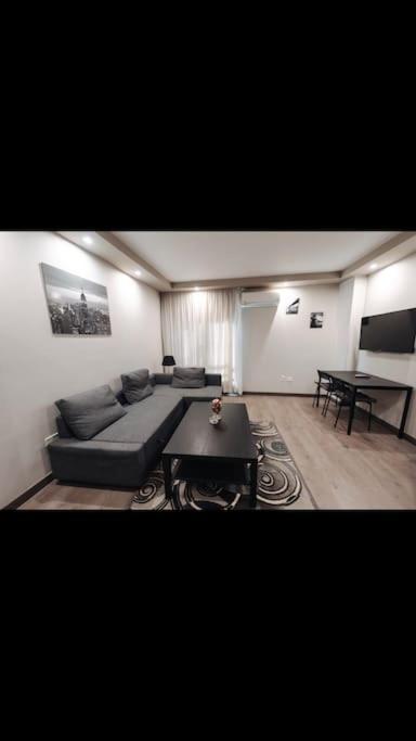 Cozy In The Heart Of Heliopolis, Cairo!