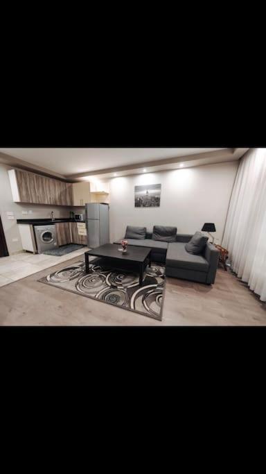 Cozy In The Heart Of Heliopolis, Cairo! Apartment
