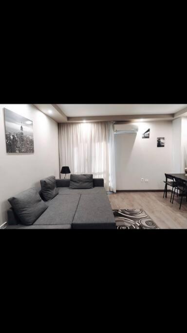 Apartment Cozy In The Heart Of Heliopolis, Cairo! Cairo